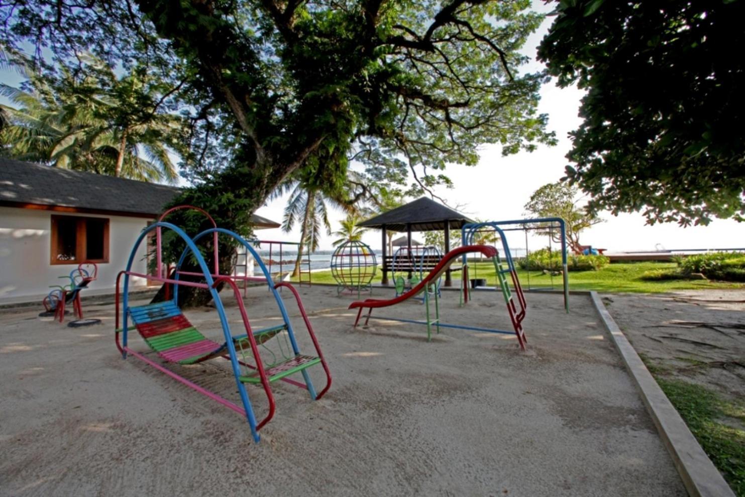 Archipelago Carita Sukarame Exterior photo