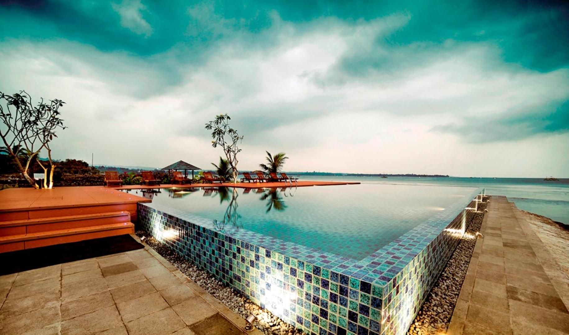 Archipelago Carita Sukarame Exterior photo