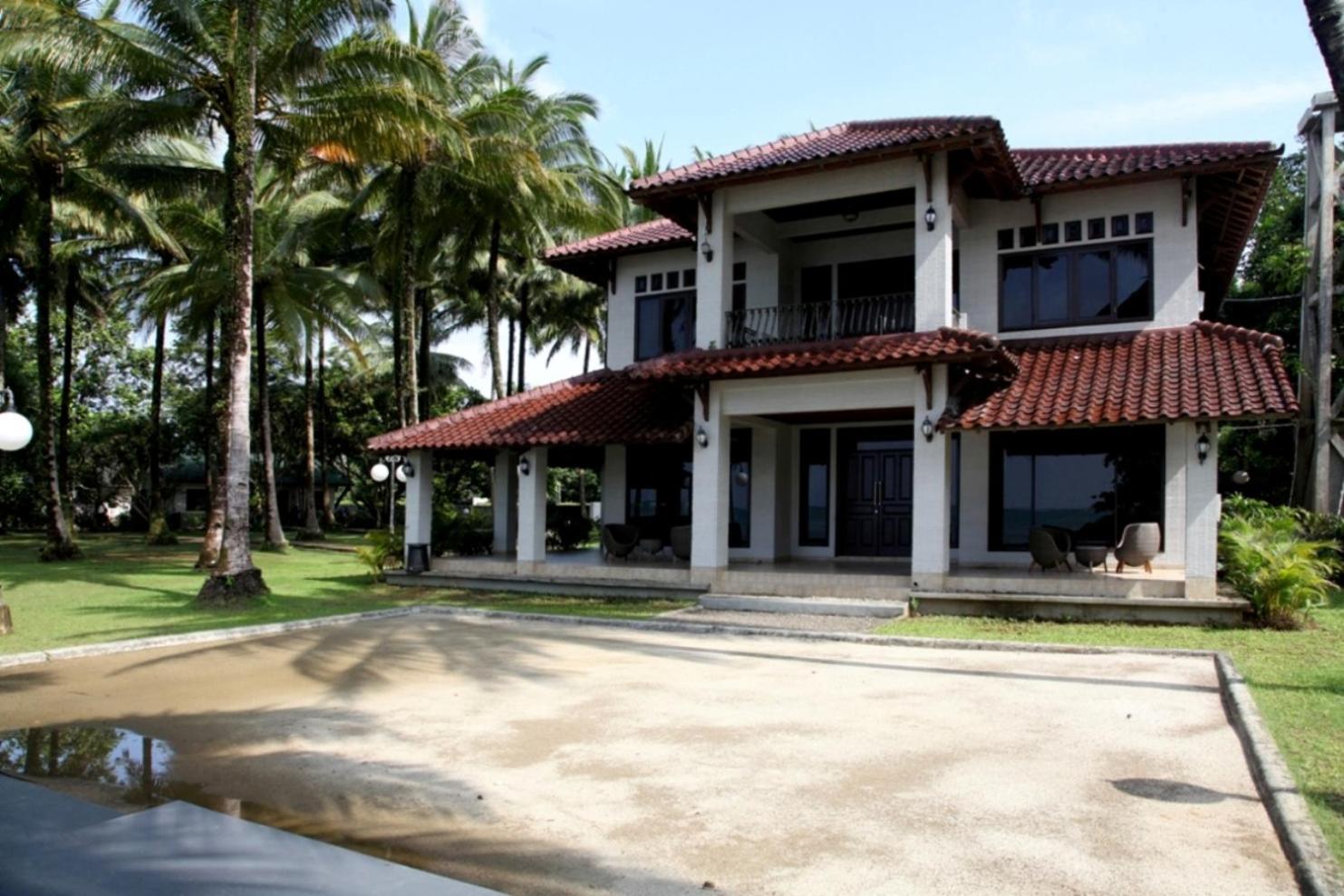 Archipelago Carita Sukarame Exterior photo